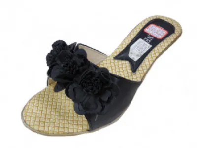 Sandale à talon fleur noir Réf 9503 5,50 € HT/unité