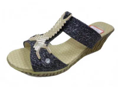 Sandale à talon ethnic Réf 9507 5,50 € HT/unité
