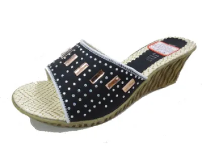 Sandale à talon strass chic Réf 9510 5,50 € HT/unité