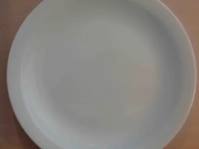 Déstockages  650 assiette dessert porcelaine  