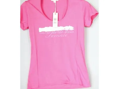 Lots Diesel T-shirts femmes - 12€ la pièce