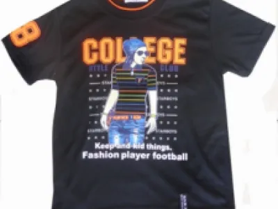 T shirt enfant réf 5907 2.25 € ht 