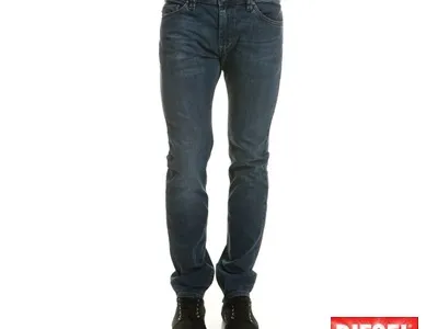THANAZ 8WW Jeans DIESEL homme en destockage