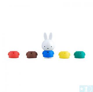  Grossiste, fournisseur et fabricant M30/4GB Rabbit Cartoon MP3 Player With Changeable Color 