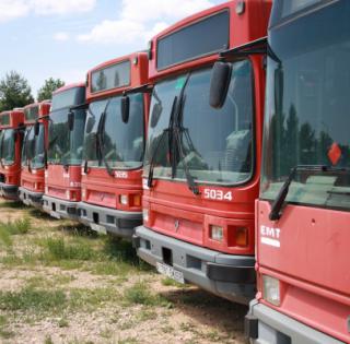 LOT DE  32 AUTOBUS URBAINS