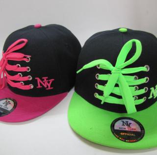 Casquette NY lacets Référence : 7070  6,95 € 