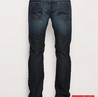 Jeans DIESEL homme ref: SAFADO 8B2 en destockage