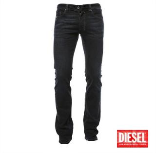 SAFADO 8UI Jeans DIESEL homme en destockage