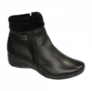 Bottines noires avec fourrures