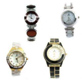 Lot de 15 adorables montres bijoux femme