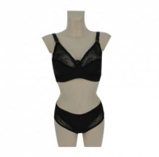 Ensemble lingerie décorée de dentelle avec soutien-gorge à bonnet E et culotte