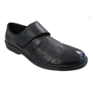 Chaussure à scratch en cuir réf 4763 9, 95 € ht/unité