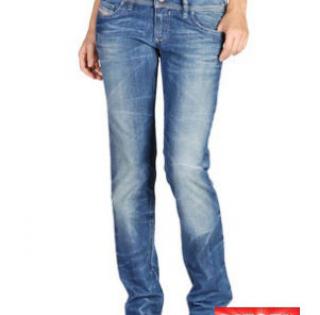 Jeans DIESEL femme Lowky 8E4 en destockage