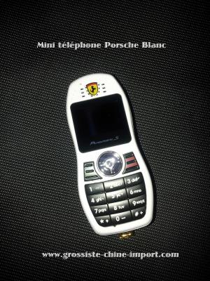 Mini téléphone Porsche PanameraS