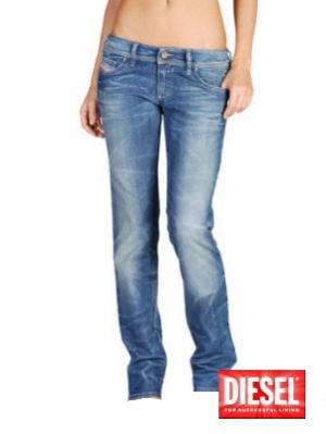 Jeans DIESEL femme Lowky 8E4 en destockage